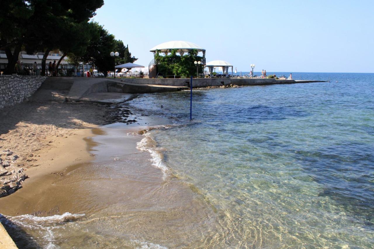 Apartments With A Parking Space Umag - 7066 Εξωτερικό φωτογραφία
