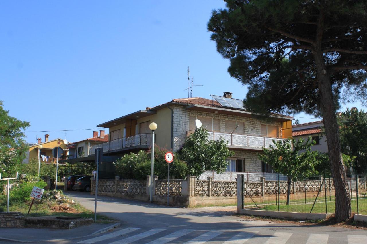 Apartments With A Parking Space Umag - 7066 Εξωτερικό φωτογραφία